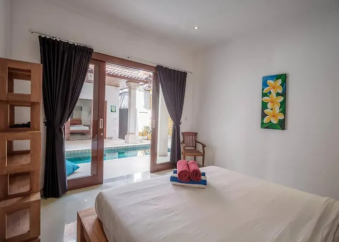 Silver Moon - Fantastic 4br In Location Villa
