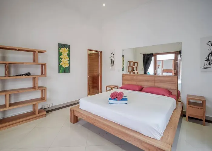 Silver Moon - Fantastic 4br In Location Villa *