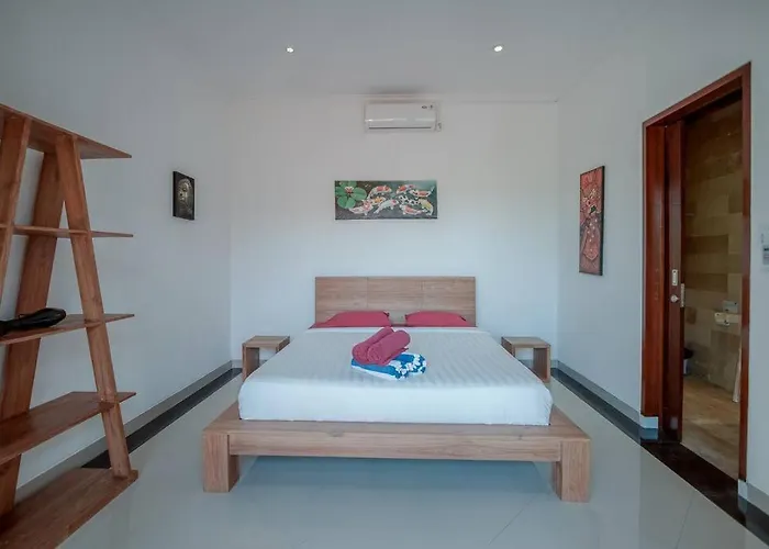 Silver Moon - Fantastic 4br In Location